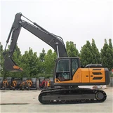 Jak bezpiecznie obsługiwać koparką środkową?